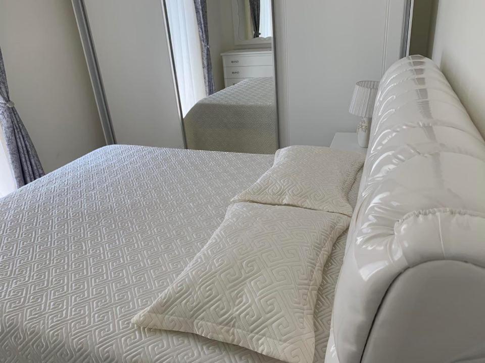 Apartament Oresti Korce Exterior foto